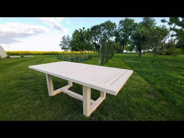 Jak zrobić stół ogrodowy - krok po kroku, by uniknąć błędów